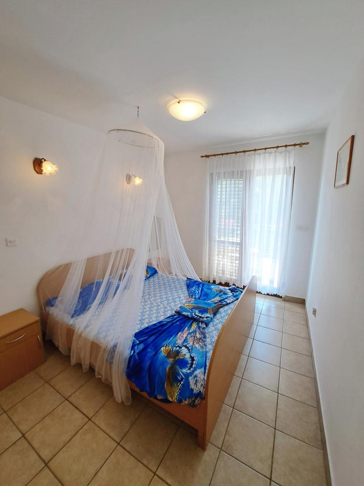 Apartments 1000 Flowers スタリー・グラード 部屋 写真