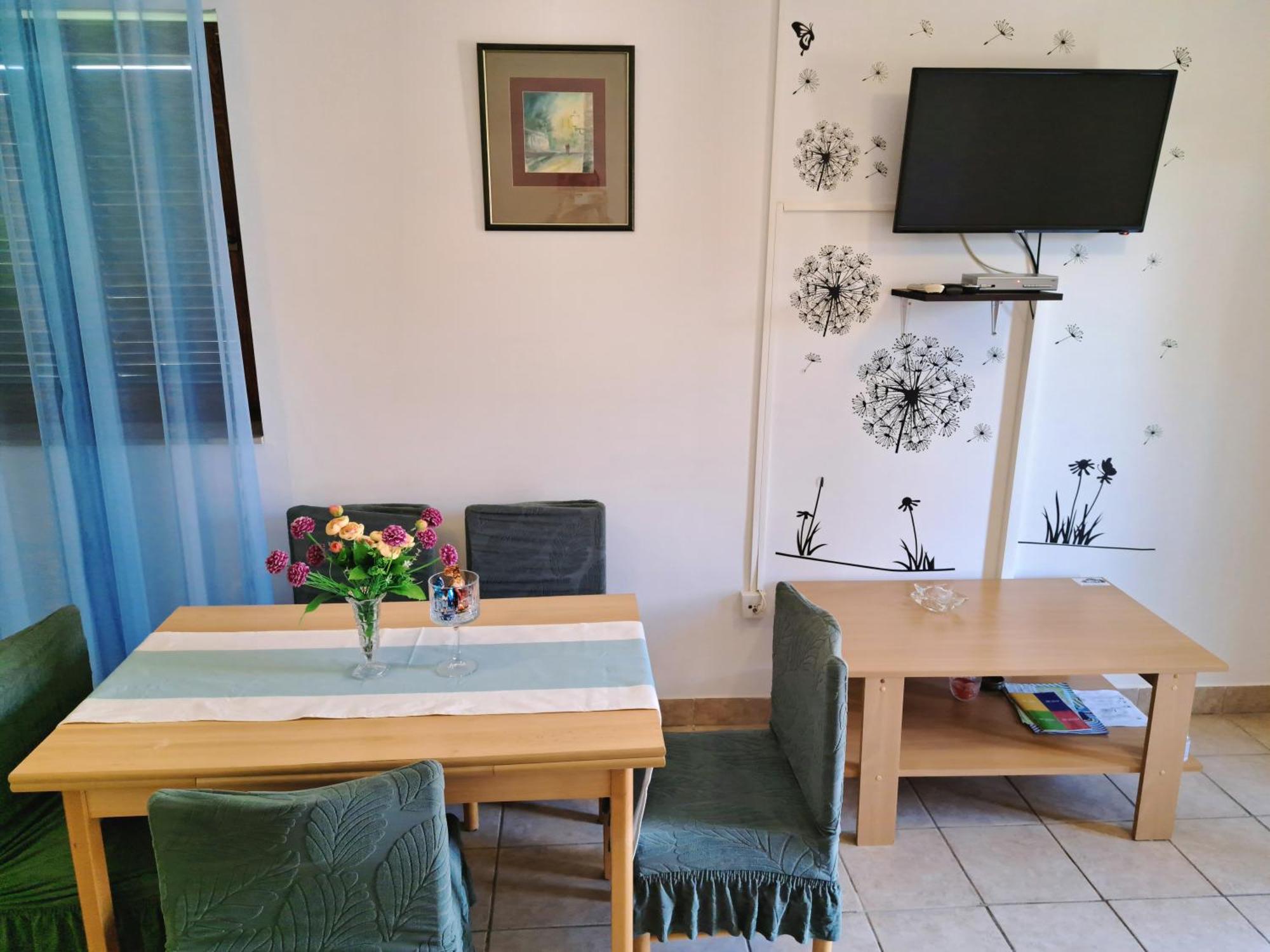 Apartments 1000 Flowers スタリー・グラード 部屋 写真